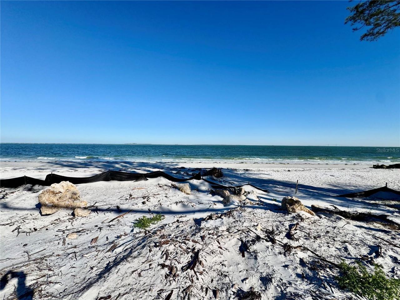 831 N North Shore Drive, Anna Maria, FL 34216 Photo