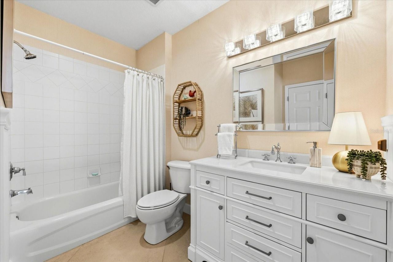 7107 Boca Grove Place, Unit 202, Lakewood Ranch, FL 34202 Photo