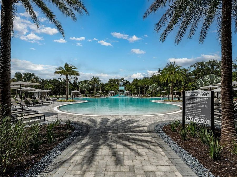 Property Image 100