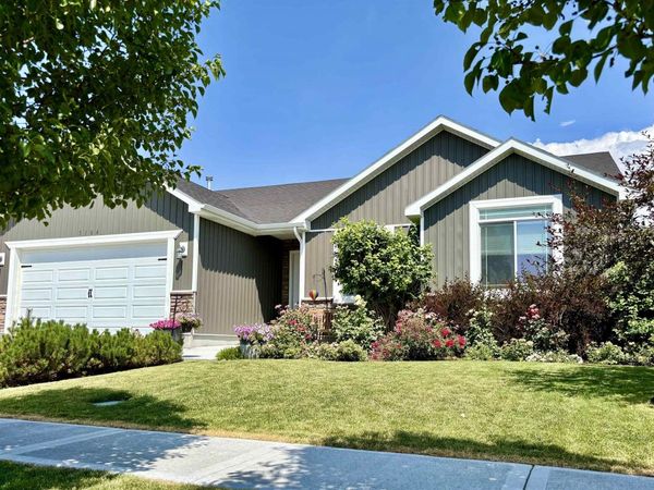 5104 Camden St., Chubbuck, ID 00000