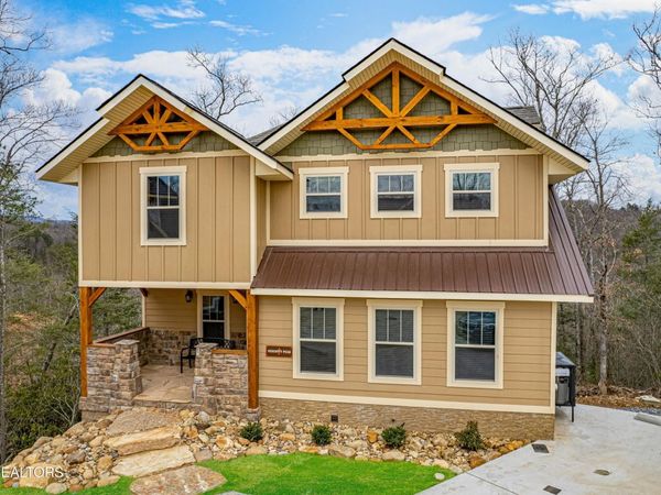 1019 Potters Way , Gatlinburg, TN 37738