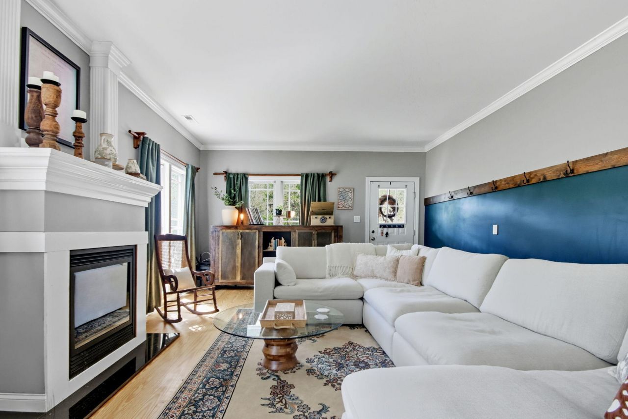 21 Craftsman Lane Photo 10