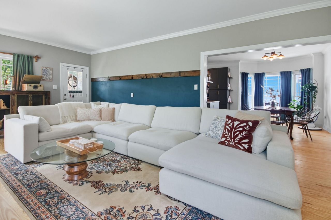 21 Craftsman Lane Photo 11