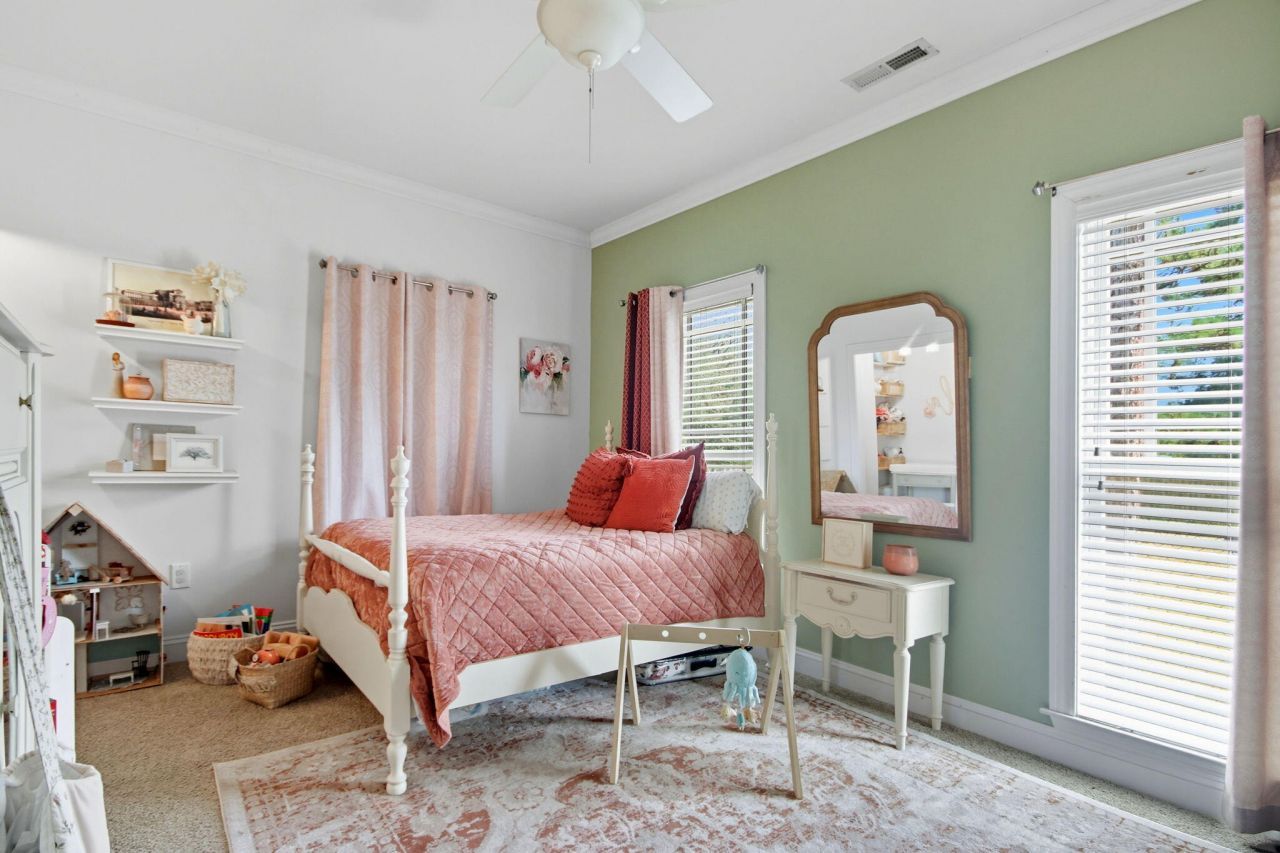 21 Craftsman Lane Photo 32