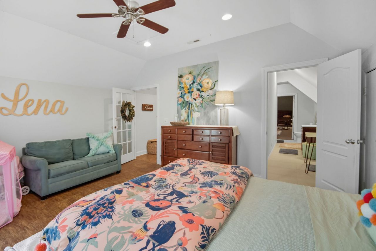 21 Craftsman Lane Photo 38