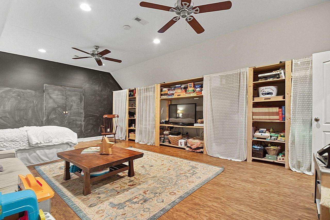 21 Craftsman Lane Photo 42