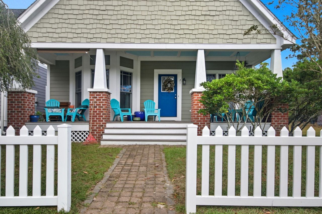 21 Craftsman Lane Photo 6