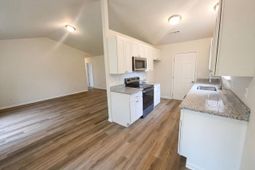 336 Price Street photo 4