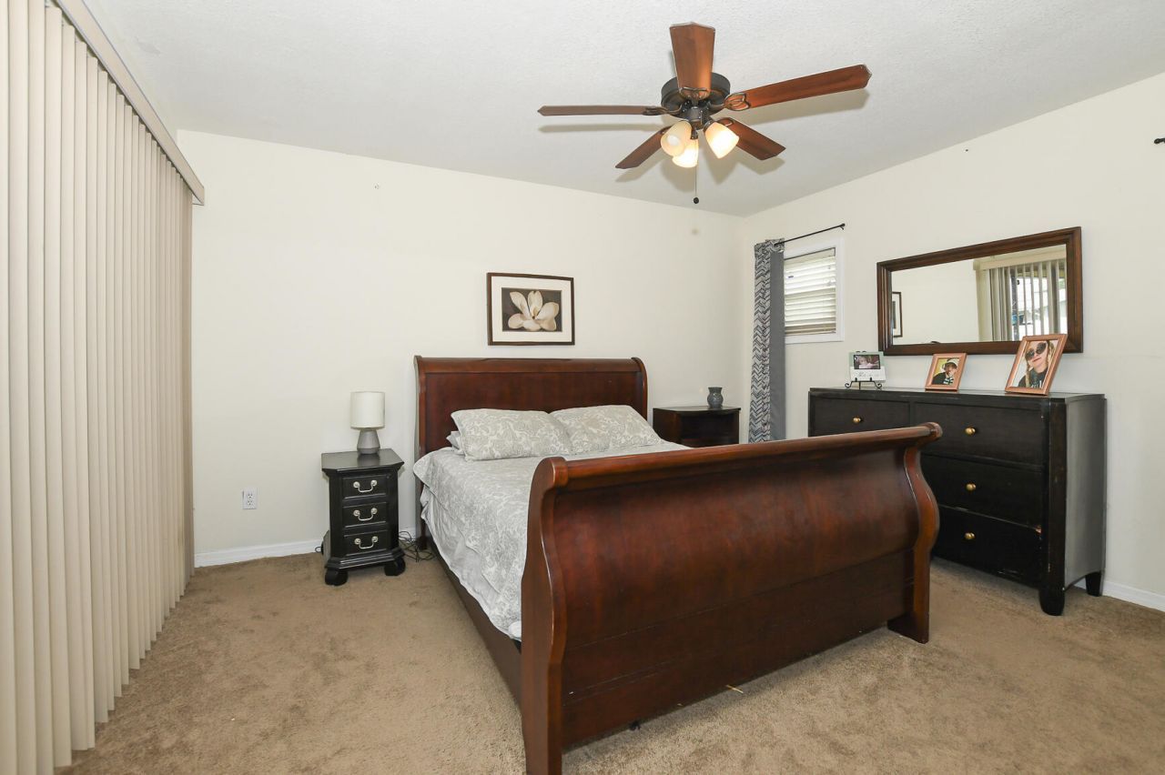 610 NW Marion Avenue, Port Saint Lucie, FL 34983 Photo