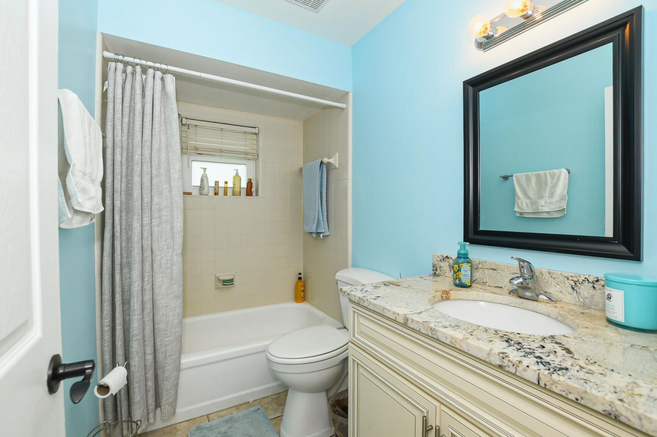 610 NW Marion Avenue, Port Saint Lucie, FL 34983 Photo