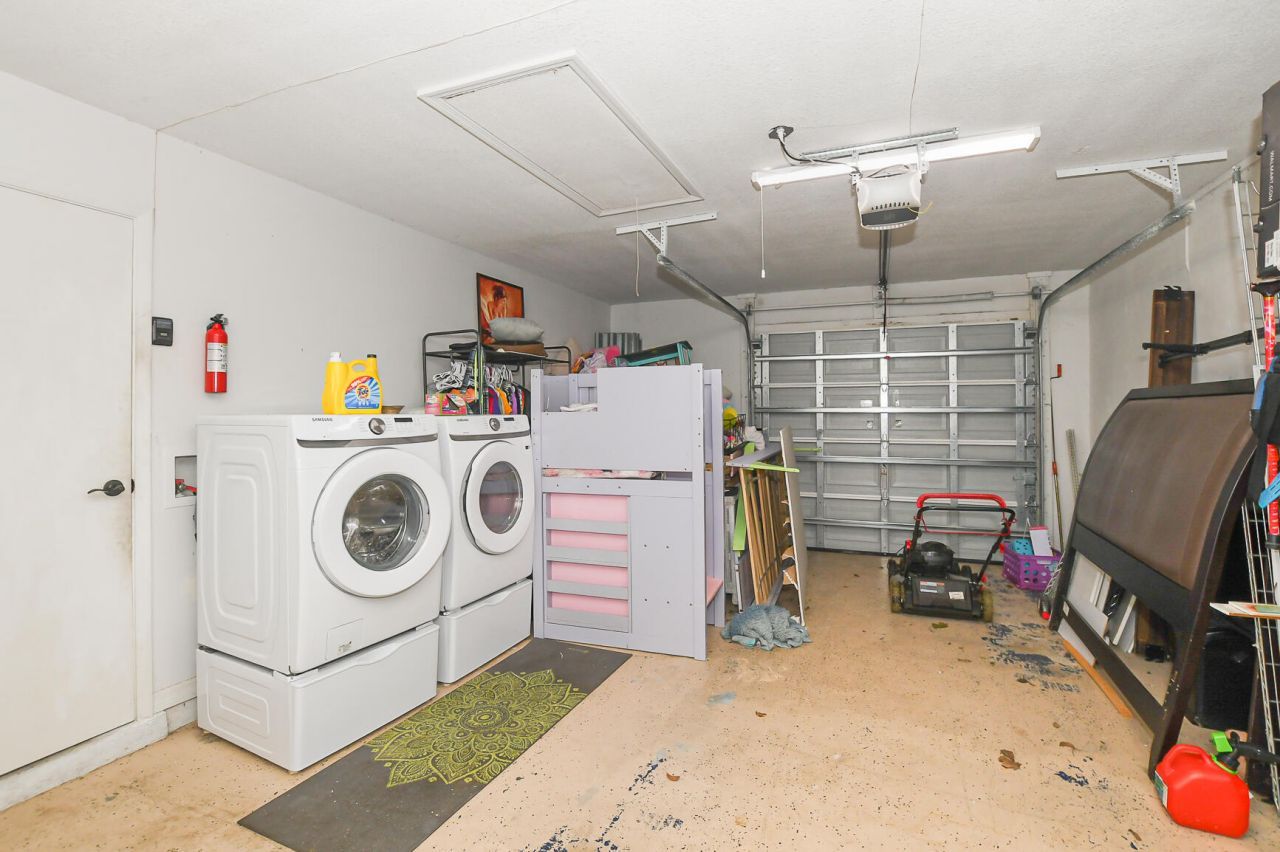 610 NW Marion Avenue, Port Saint Lucie, FL 34983 Photo