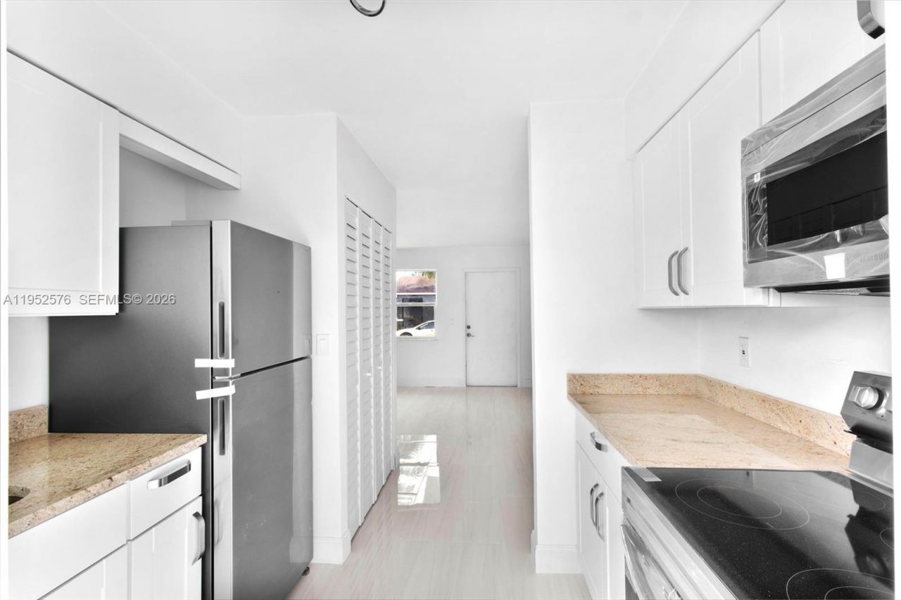 968 W 9th St, Riviera Beach, FL 33404 Photo