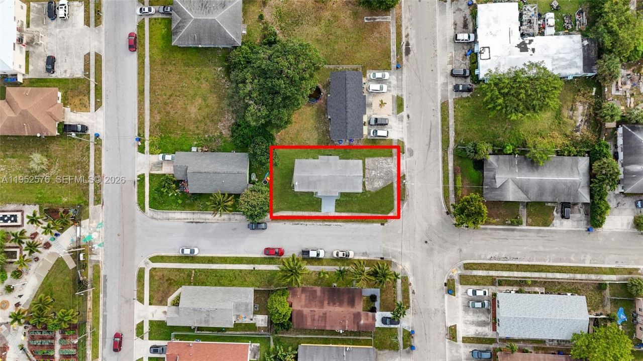 968 W 9th St, Riviera Beach, FL 33404 Photo