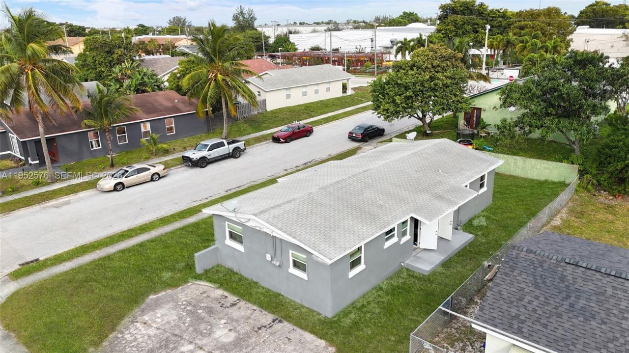 968 W 9th St, Riviera Beach, FL 33404 Photo