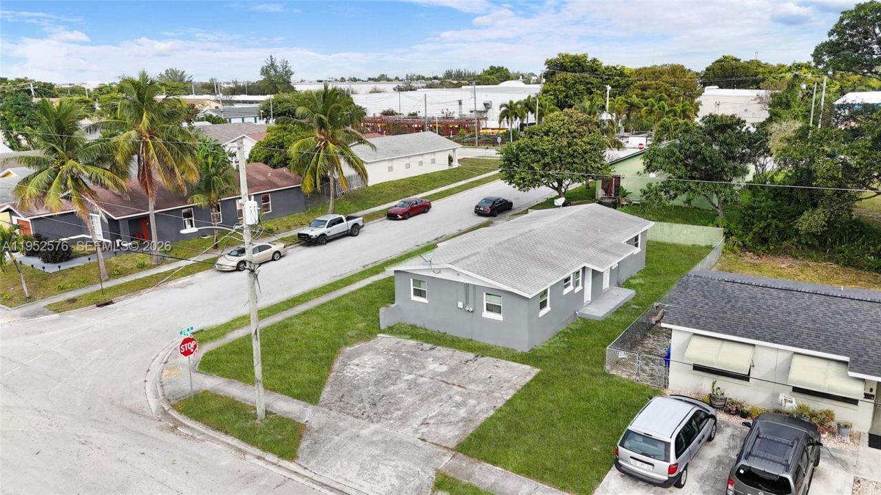 968 W 9th St, Riviera Beach, FL 33404 Photo