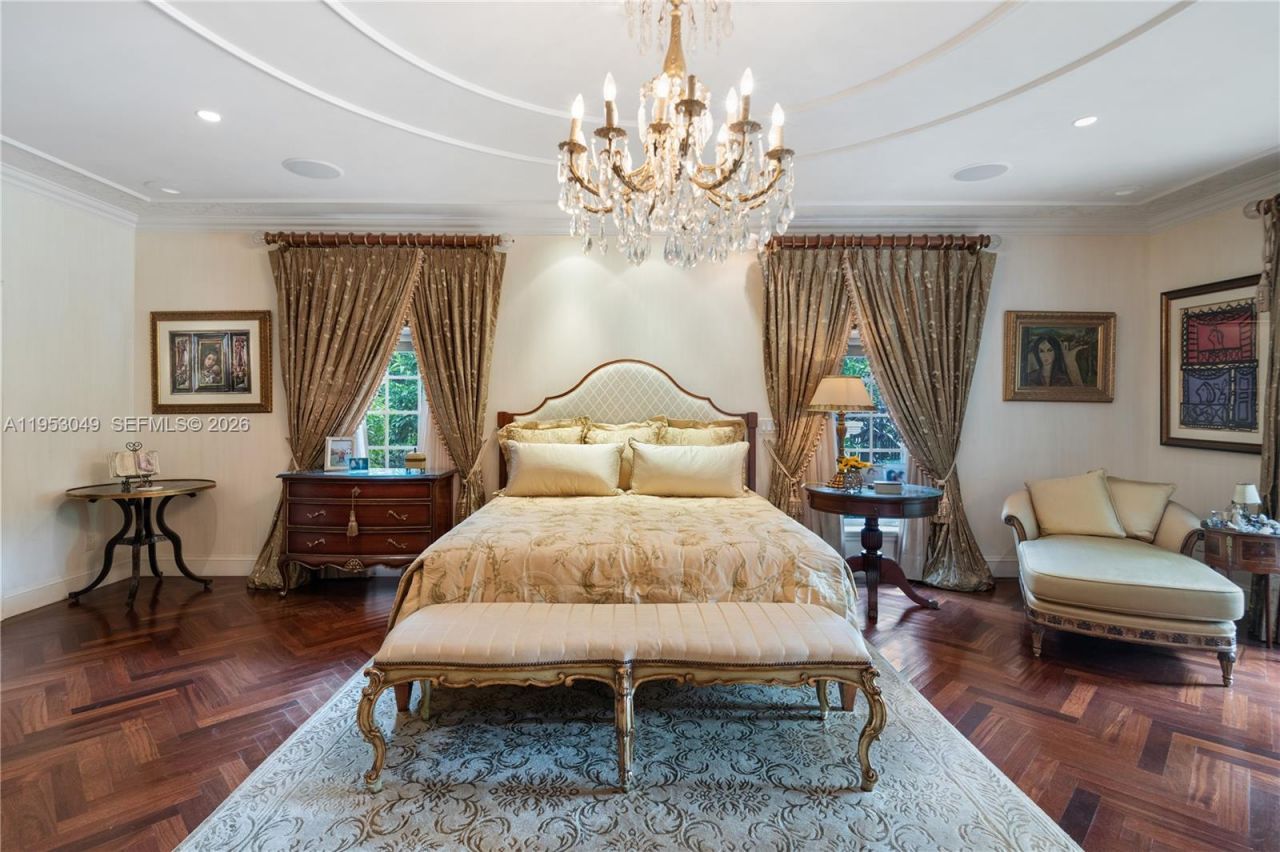 4620 Granada Blvd , Coral Gables, FL 33146 Photo