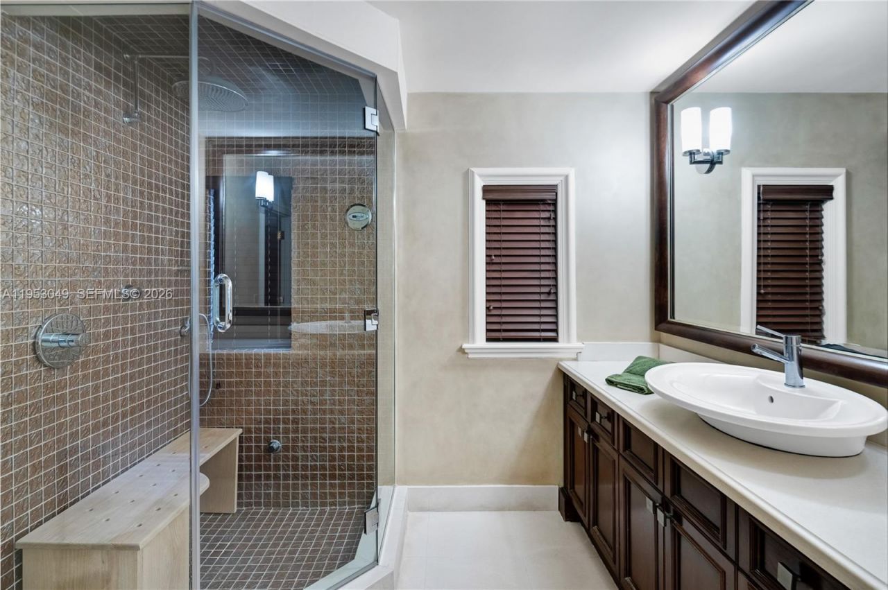 4620 Granada Blvd , Coral Gables, FL 33146 Photo