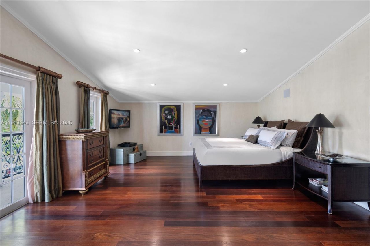 4620 Granada Blvd , Coral Gables, FL 33146 Photo