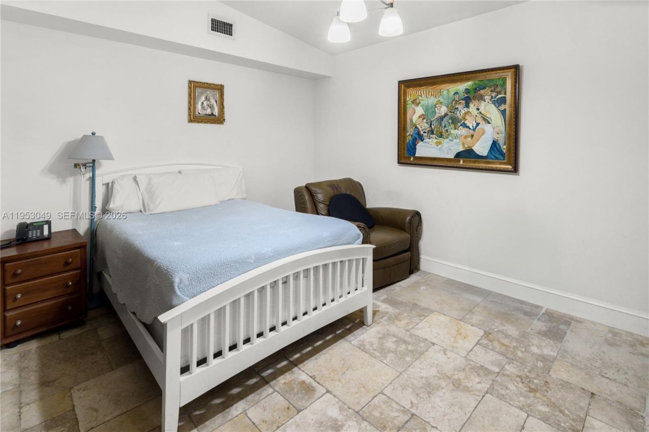 4620 Granada Blvd , Coral Gables, FL 33146 Photo