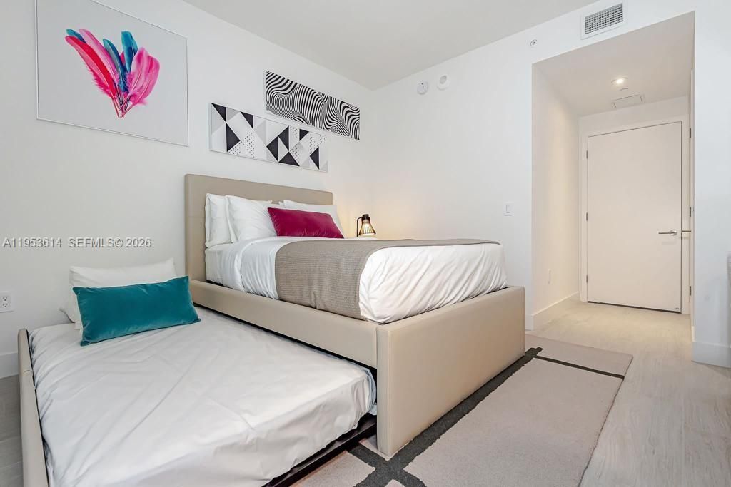 4010 S Ocean Dr , Unit R2701, Hollywood, FL 33019 Photo