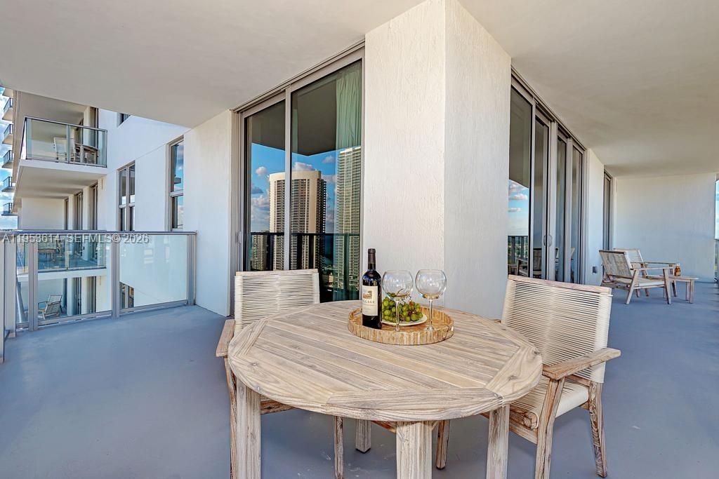 4010 S Ocean Dr , Unit R2701, Hollywood, FL 33019 Photo