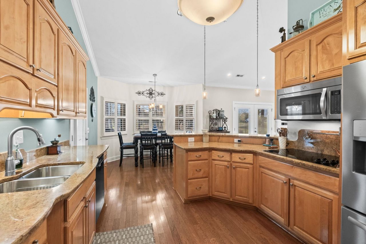 112 Par Away Ct. Photo 10