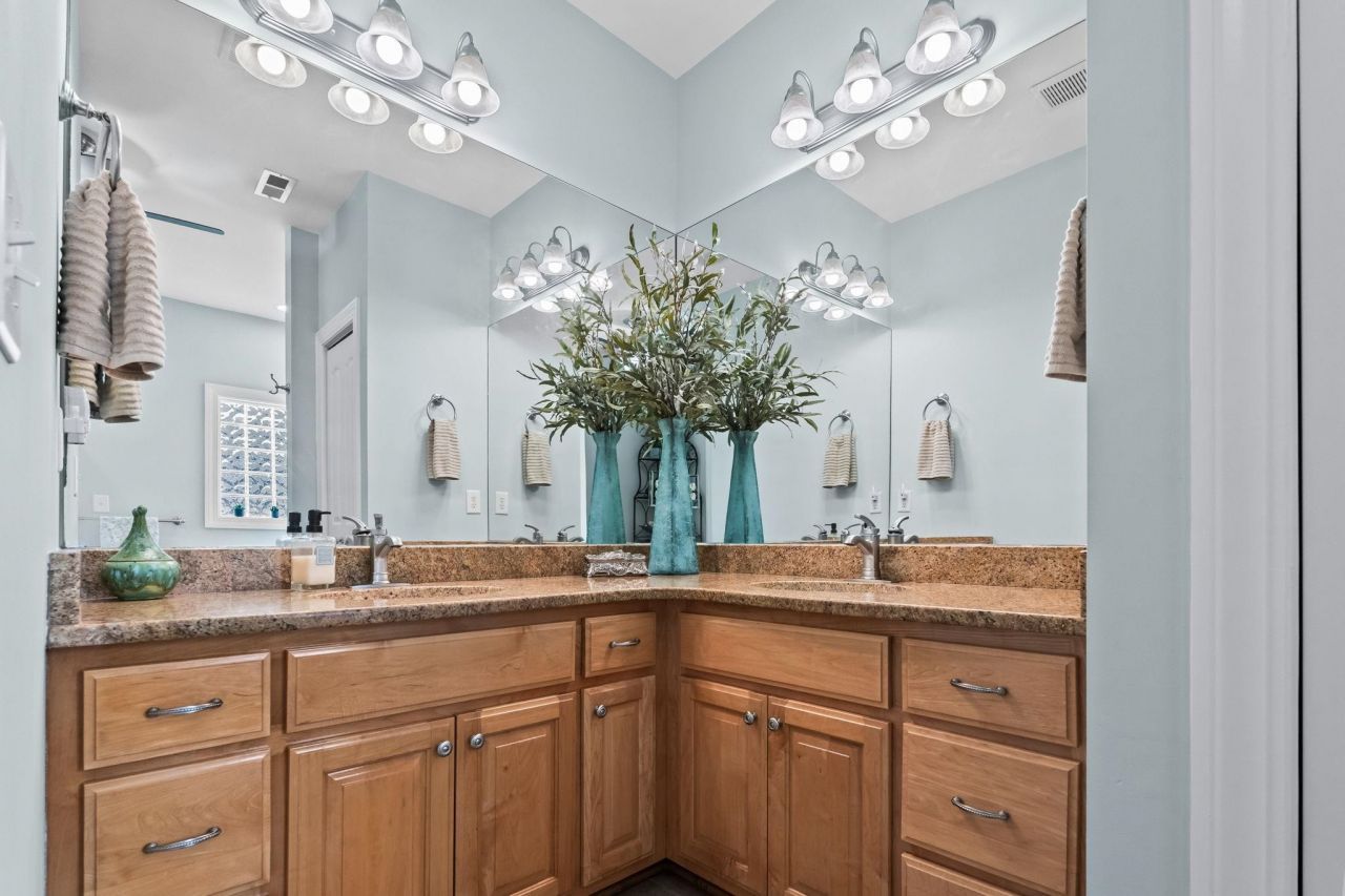 112 Par Away Ct. Photo 21