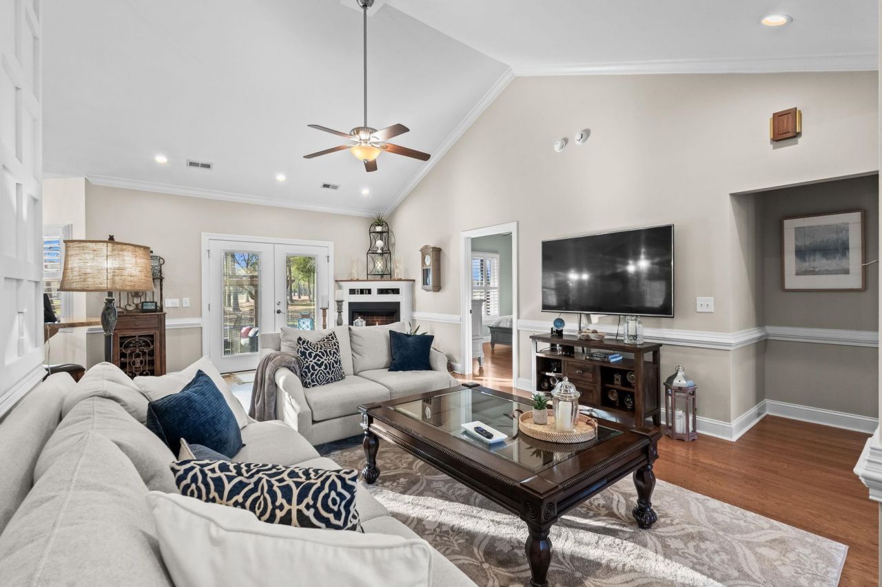 112 Par Away Ct. Photo 4