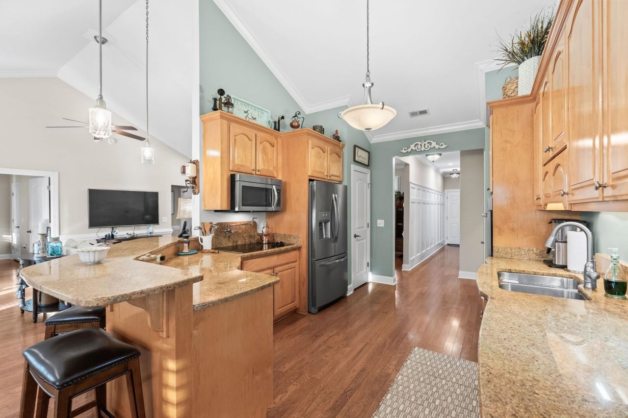 112 Par Away Ct. Photo 9