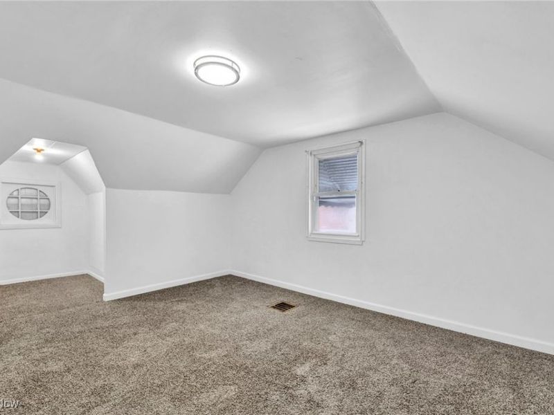 5100 Erwin Street, Maple Heights, OH 44137 Photo 21