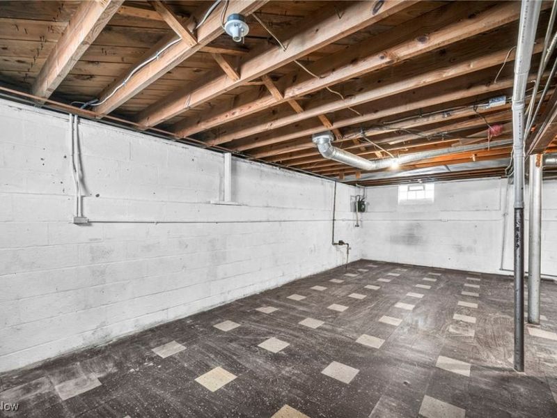 5100 Erwin Street, Maple Heights, OH 44137 Photo 26