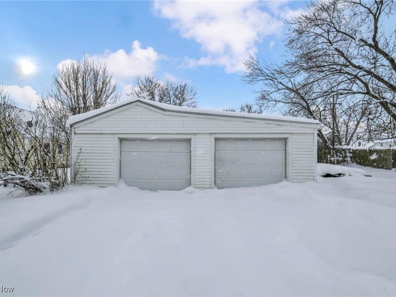 5100 Erwin Street, Maple Heights, OH 44137 Photo 34