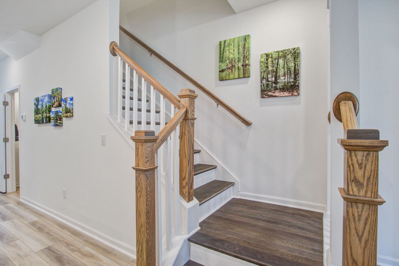 499 Trotters Lane Photo 15