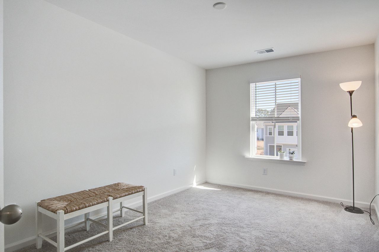 499 Trotters Lane Photo 26