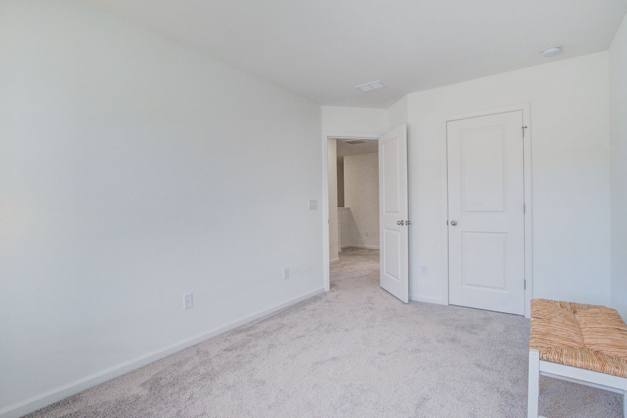 499 Trotters Lane Photo 27