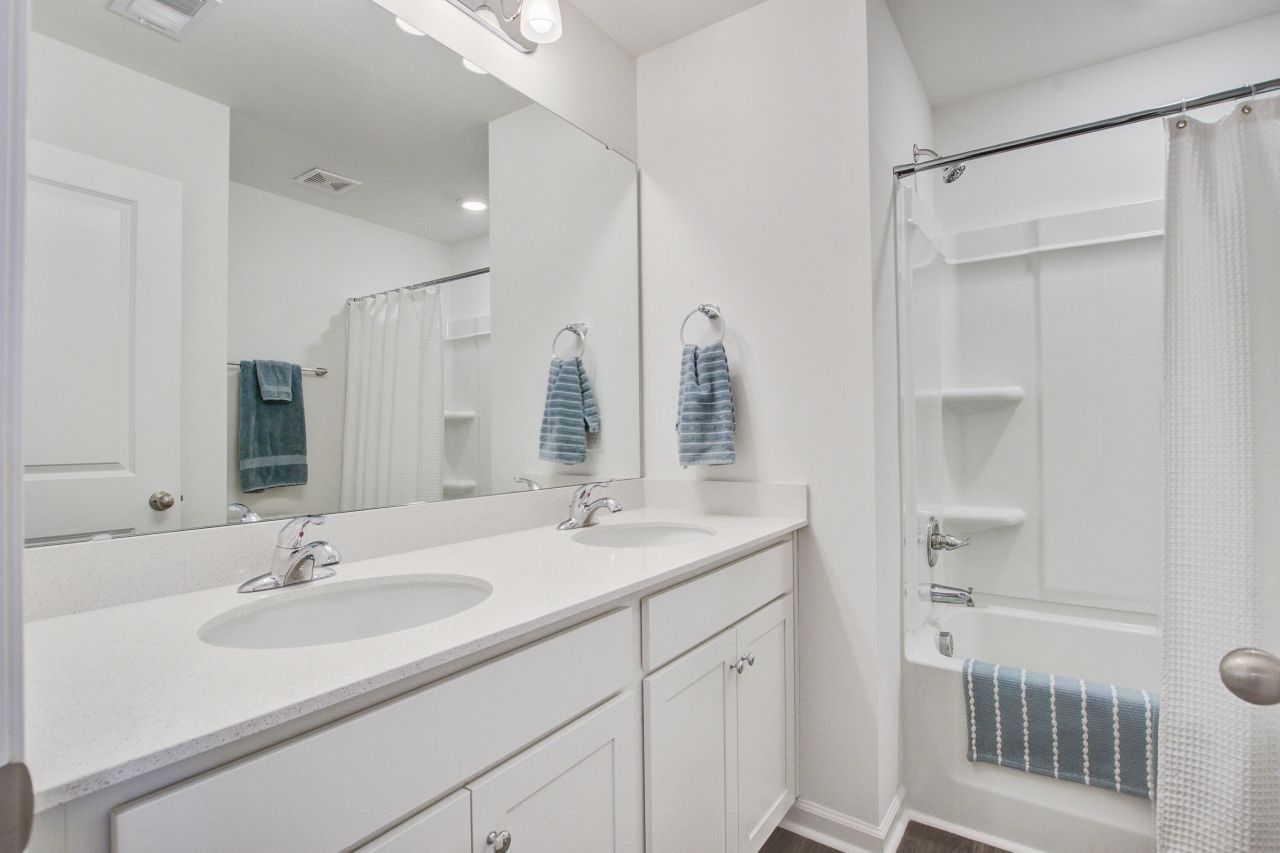 499 Trotters Lane Photo 28