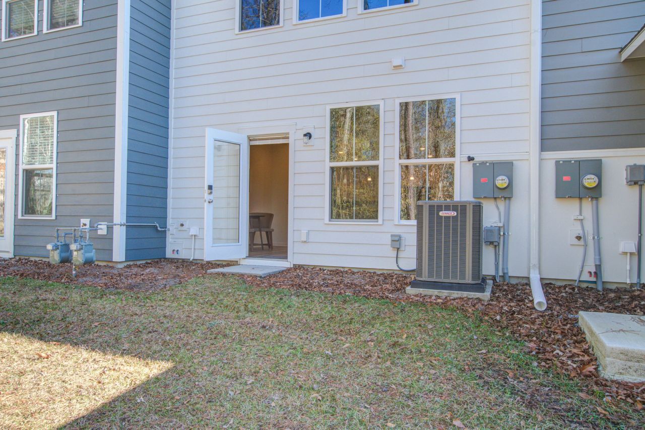 499 Trotters Lane Photo 34