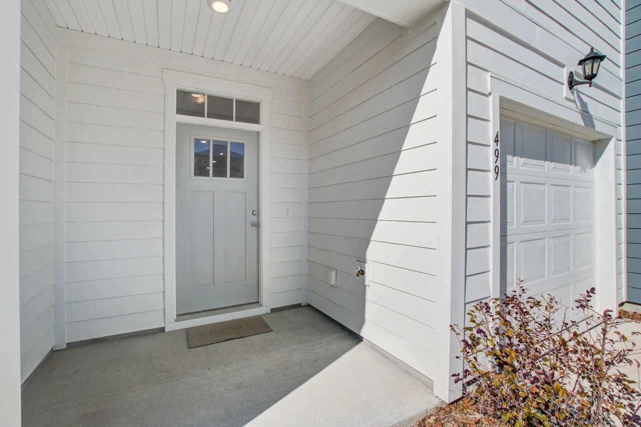 499 Trotters Lane Photo 6