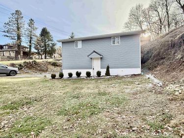 36 Stoney, Fairmont, WV 26554