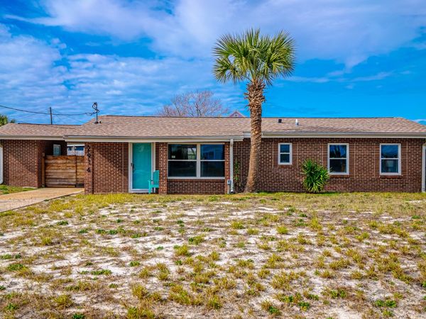 2914 Treasure Circle, Panama City Beach, FL 32408