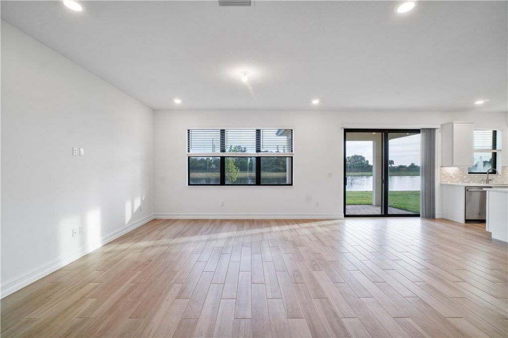 8755 Grand Prix Lane, Boynton Beach, FL 33472 Photo