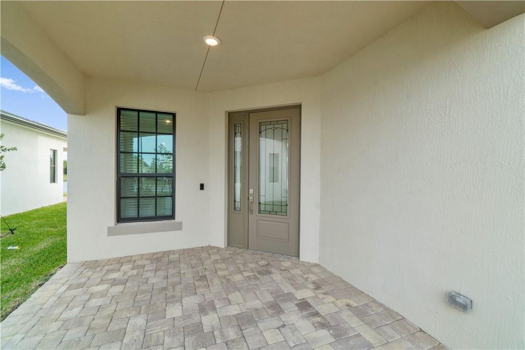 8755 Grand Prix Lane, Boynton Beach, FL 33472 Photo