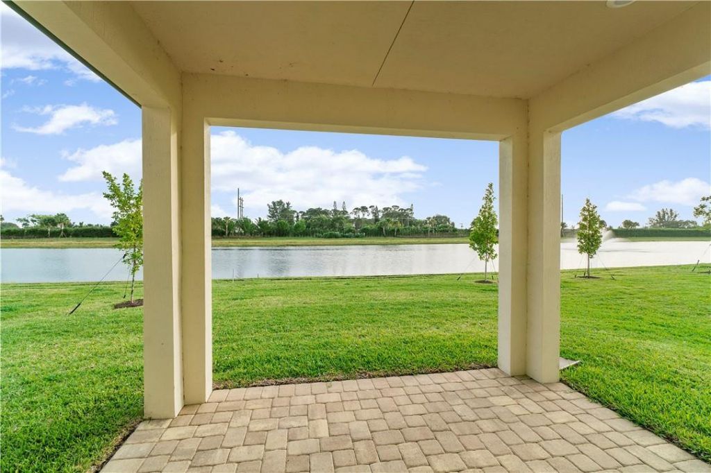 8755 Grand Prix Lane, Boynton Beach, FL 33472 Photo