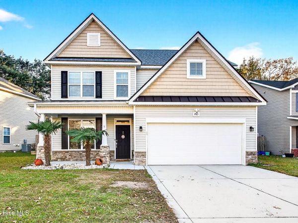 205 Peggys Trace, Sneads Ferry, NC 28460