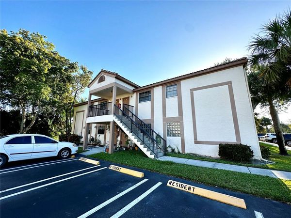12262 Royal Palm Blvd, Unit B-8, Coral Springs, FL 33065
