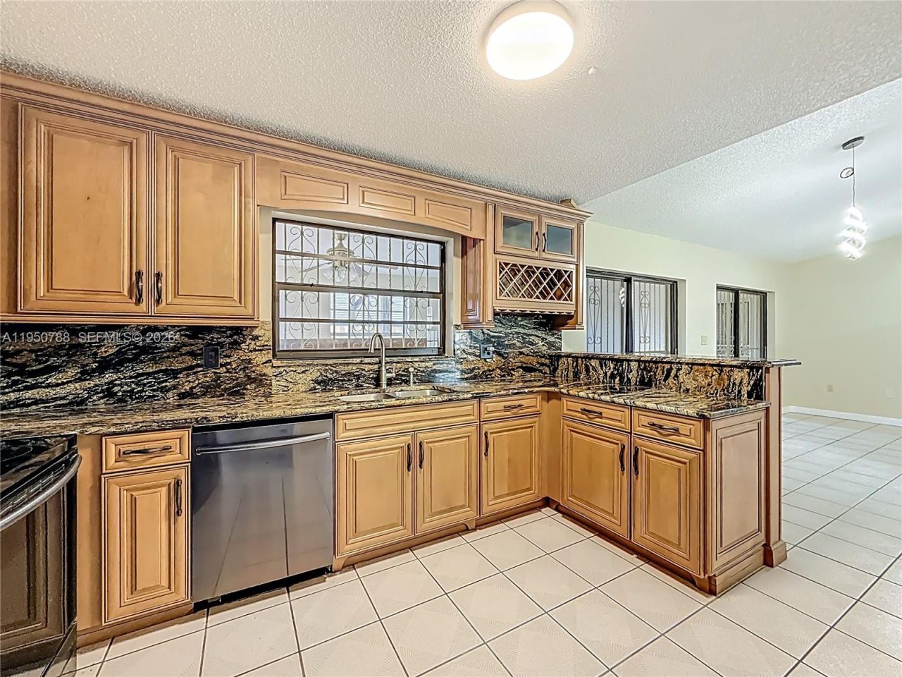 12787 NW 10th Ln, Miami, FL 33182 Photo