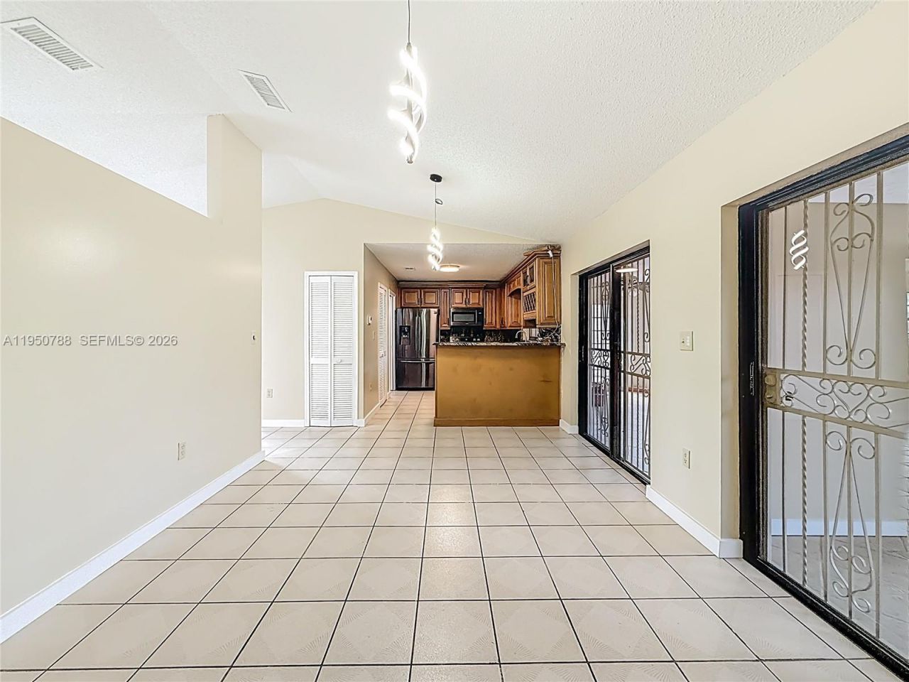 12787 NW 10th Ln, Miami, FL 33182 Photo