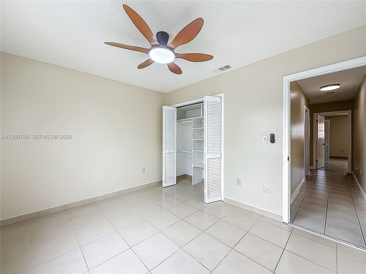 12787 NW 10th Ln, Miami, FL 33182 Photo