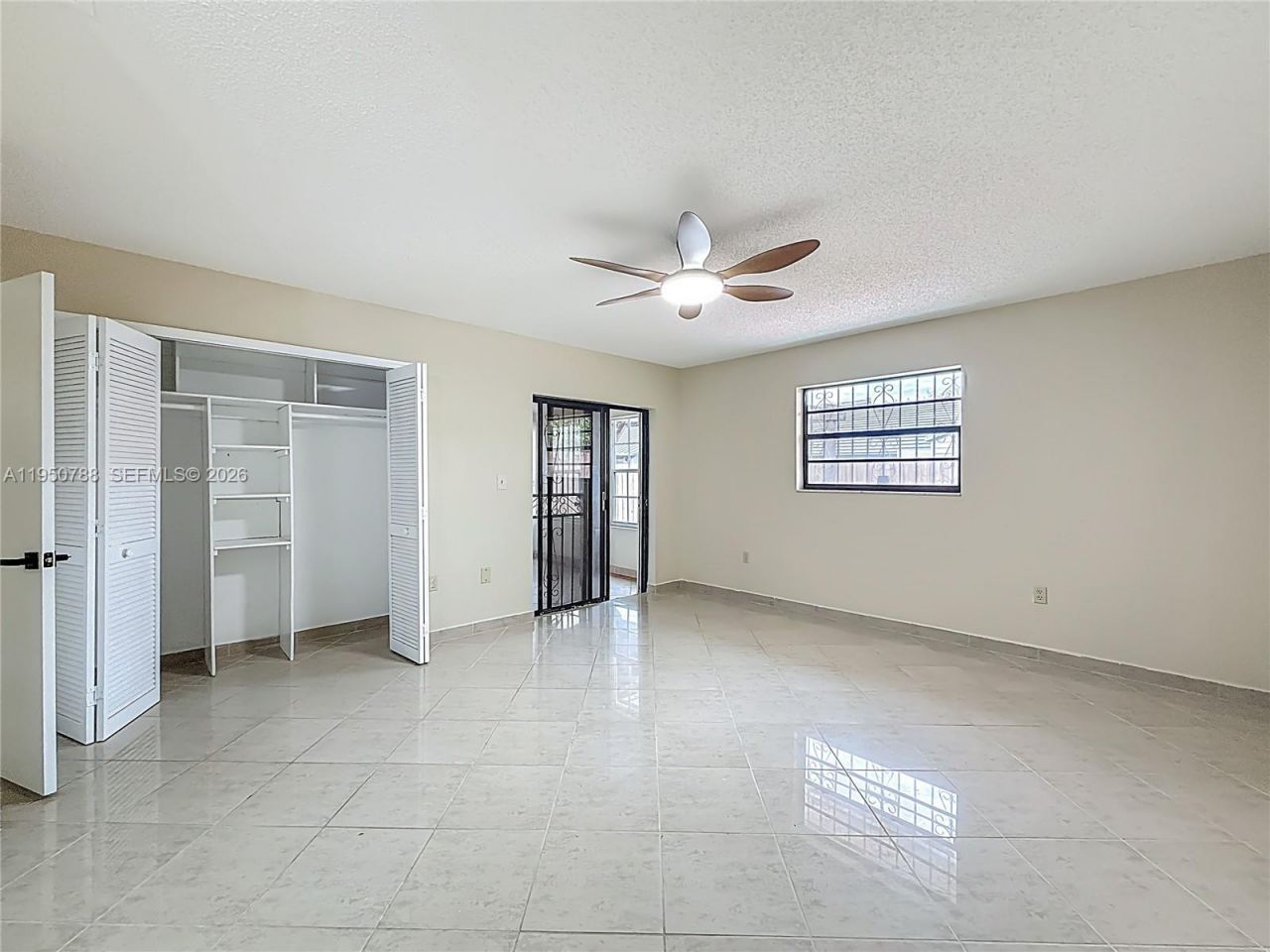 12787 NW 10th Ln, Miami, FL 33182 Photo