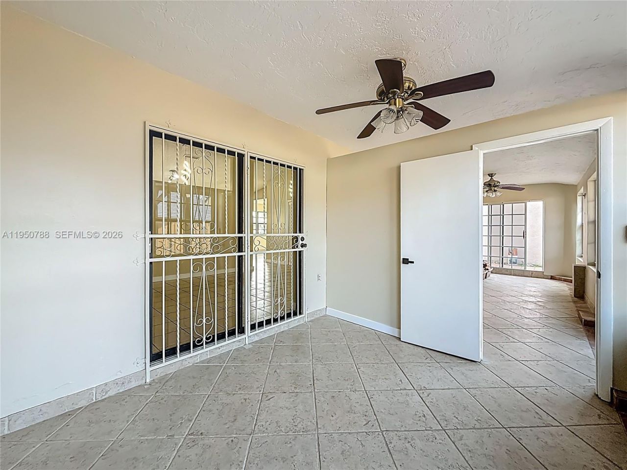 12787 NW 10th Ln, Miami, FL 33182 Photo